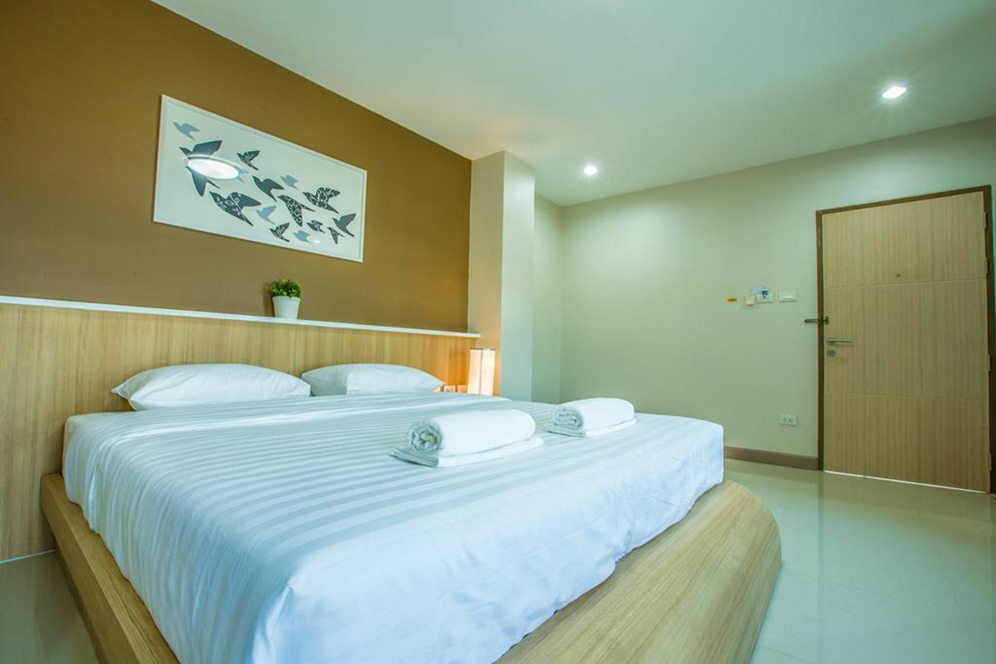 Central Place Serviced Apartment Angsila Chonburi Exterior foto